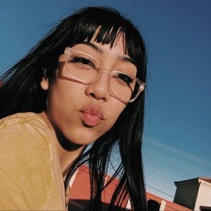 Meet your Posher, Kasandra